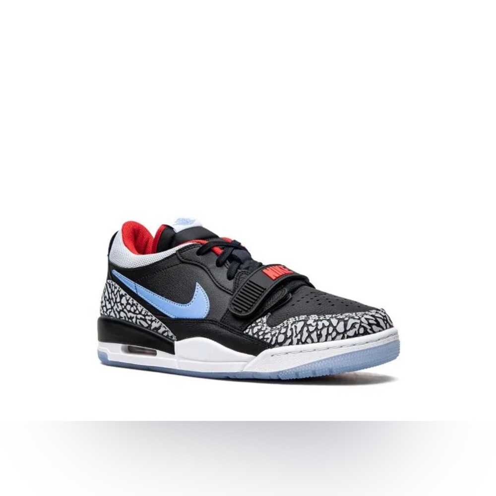 Jordan Men’s Legacy 312 Chicago Flag Low Sneakers Size 11.5